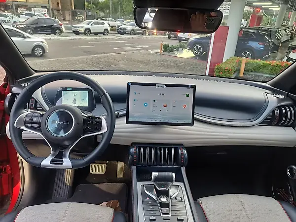 BYD Yuan Plus - Imagem 8