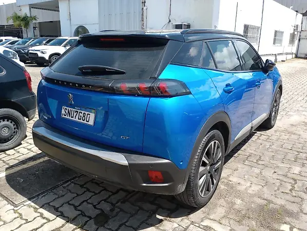 Peugeot E-2008 - Imagem 6