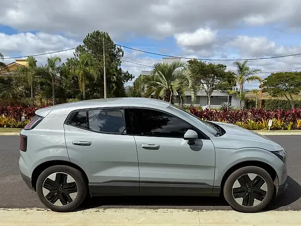 Volvo EX30 - Imagem 6