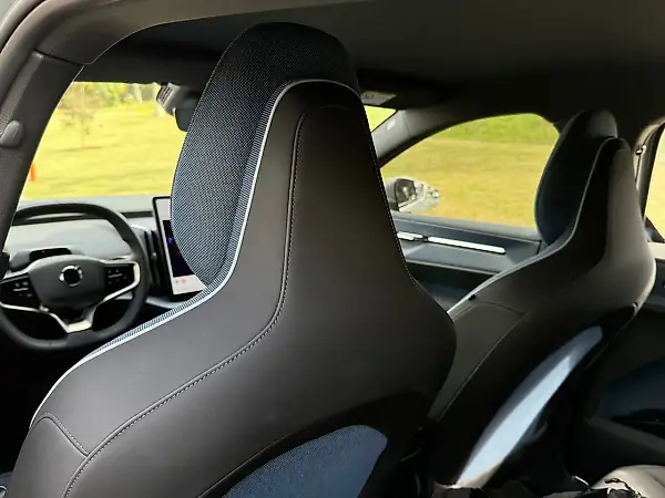 Volvo EX30 - Imagem 9