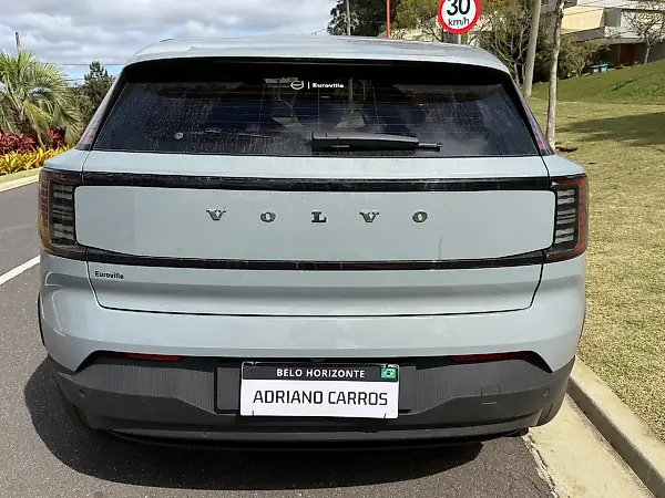 Volvo EX30 - Imagem 13
