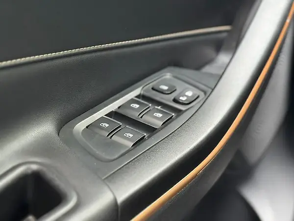 JAC E-js4 - Imagem 11