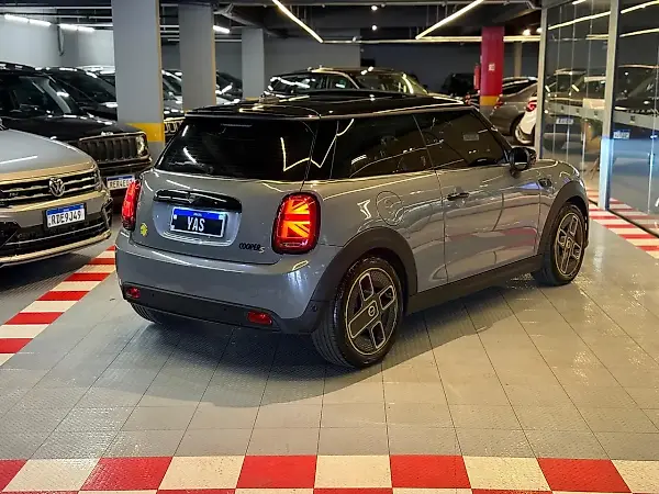 Mini Cooper SE - Imagem 4