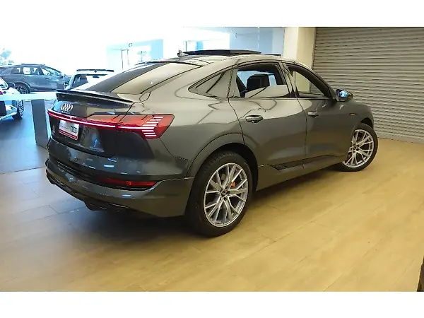 Audi E-tron Sportback - Imagem 3