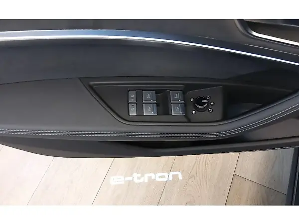 Audi E-tron Sportback - Imagem 15