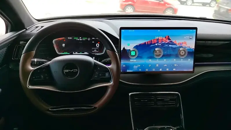 BYD Tang - Imagem 9