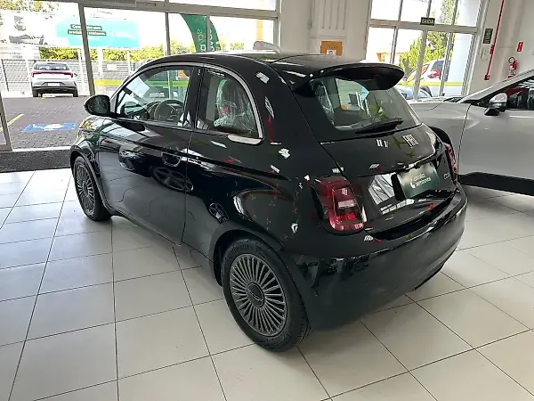 Fiat 500e - Imagem 3