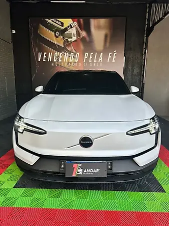Volvo EX30 - Imagem 2