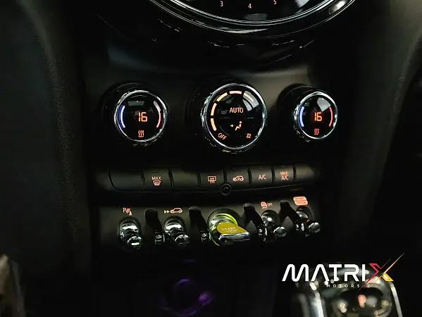 Mini Cooper SE - Imagem 15