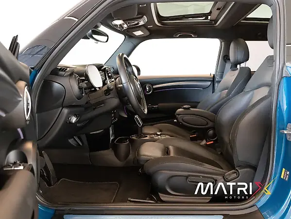 Mini Cooper SE - Imagem 18