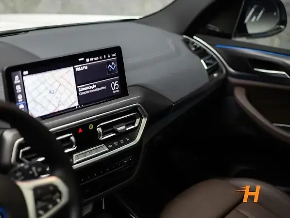 BMW IX3 - Imagem 10