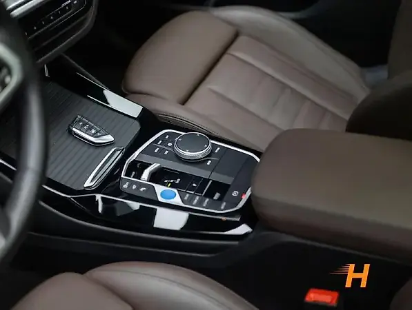 BMW IX3 - Imagem 9