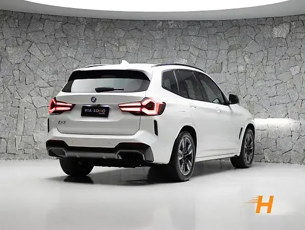 BMW IX3 - Imagem 5