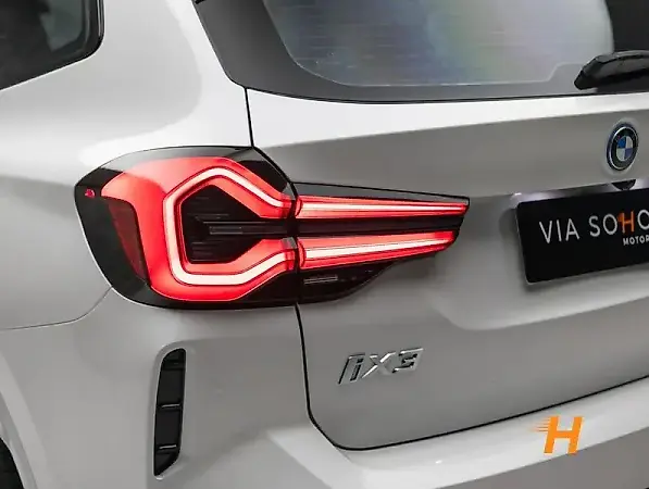 BMW IX3 - Imagem 18