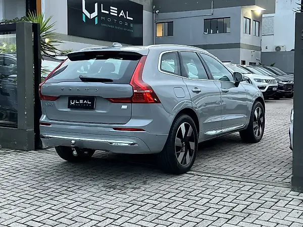 Volvo Xc60 Recharge Plug-in Hybrid - Imagem 6