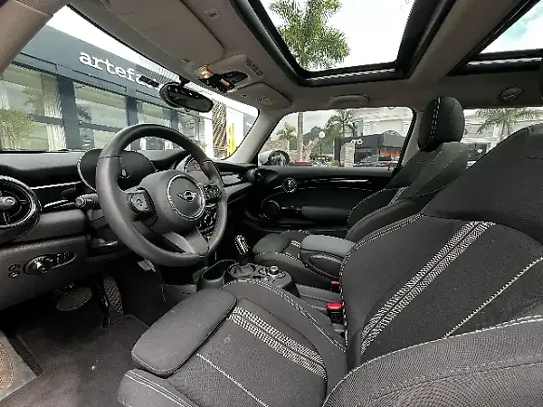 Mini Cooper SE - Imagem 9