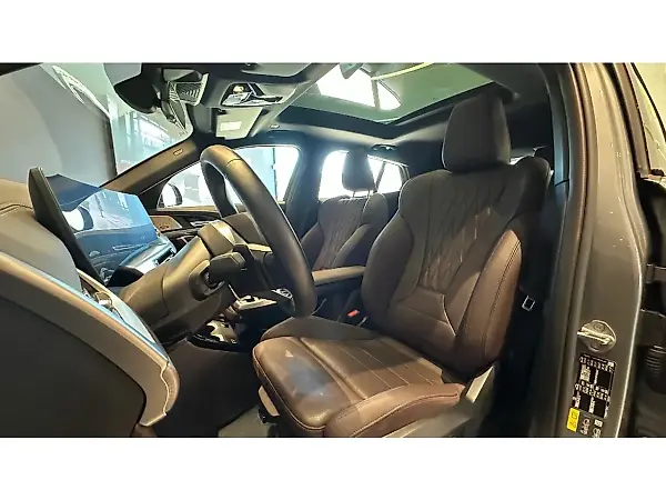 BMW IX2 - Imagem 13