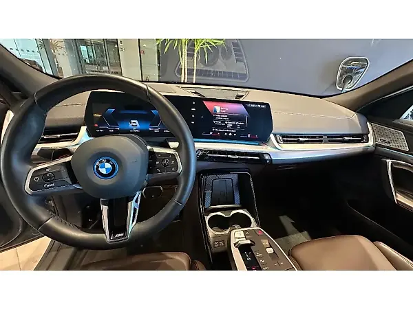 BMW IX2 - Imagem 15