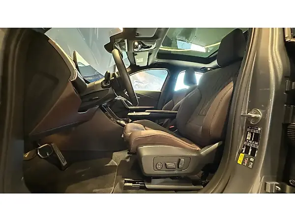 BMW IX2 - Imagem 12