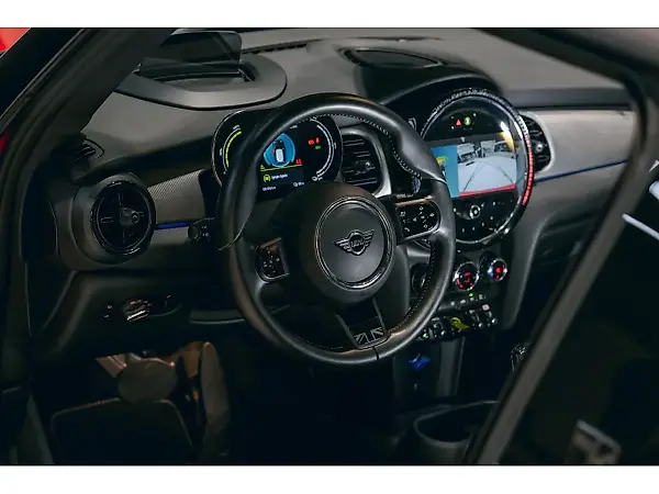 Mini Cooper SE - Imagem 18