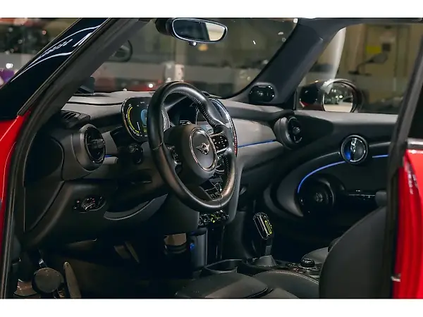 Mini Cooper SE - Imagem 17