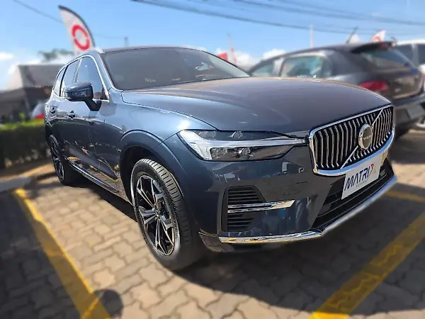 Volvo Xc60 Recharge Plug-in Hybrid - Imagem 3