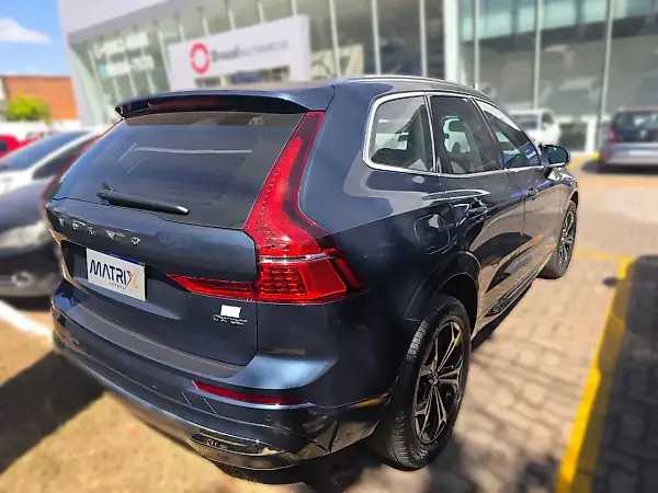 Volvo Xc60 Recharge Plug-in Hybrid - Imagem 4