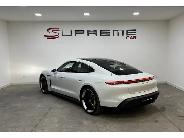 Porsche Taycan - Imagem 3