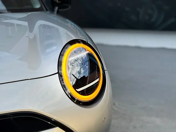 Mini Cooper SE - Imagem 15