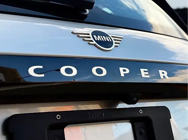 Mini Cooper SE - Imagem 14