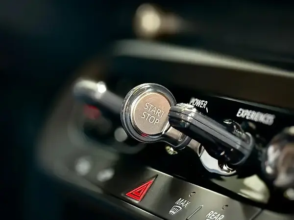 Mini Cooper SE - Imagem 11