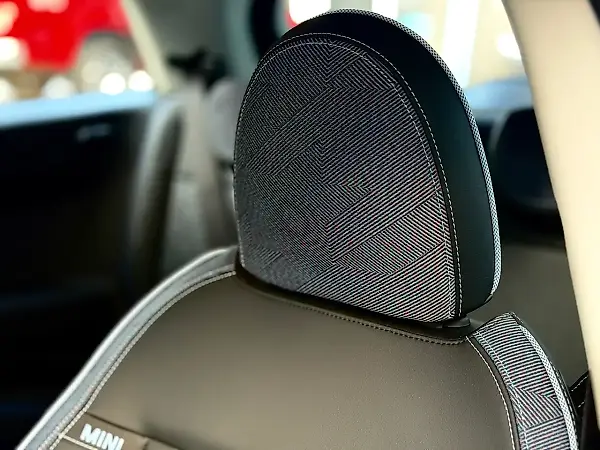 Mini Cooper SE - Imagem 18
