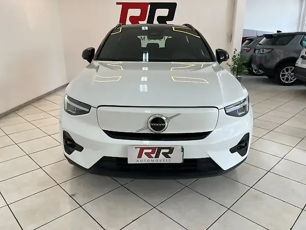Volvo XC40 Recharge - Imagem 2