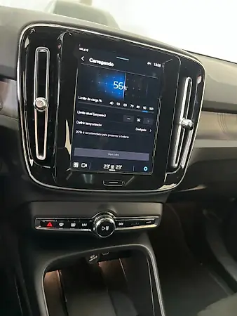 Volvo XC40 Recharge - Imagem 12