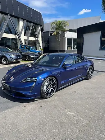 Porsche Taycan - Imagem 1