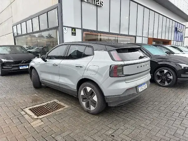 Volvo EX30 - Imagem 4