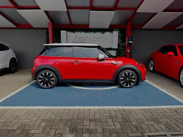 Mini Cooper SE - Imagem 6