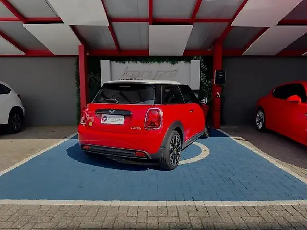 Mini Cooper SE - Imagem 5