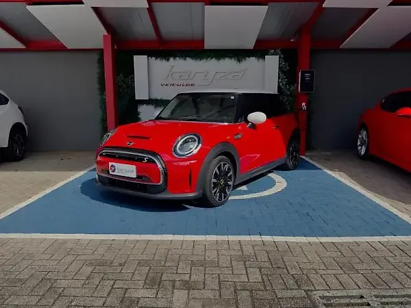Mini Cooper SE - Imagem 1