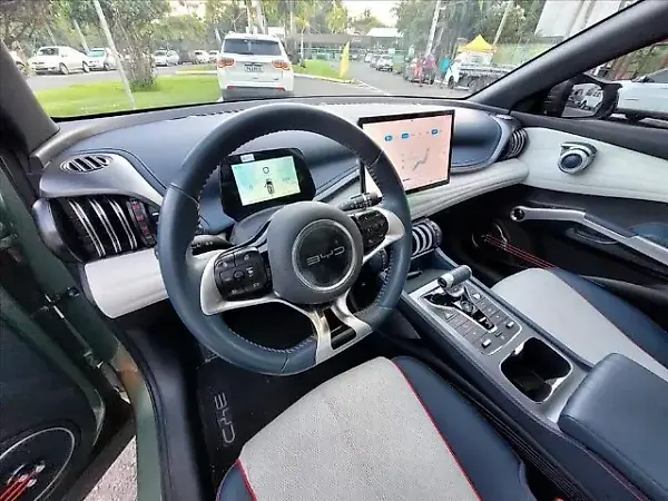 BYD Yuan Plus - Imagem 18