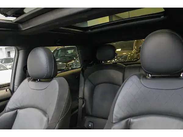 Mini Cooper SE - Imagem 14
