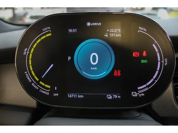 Mini Cooper SE - Imagem 10