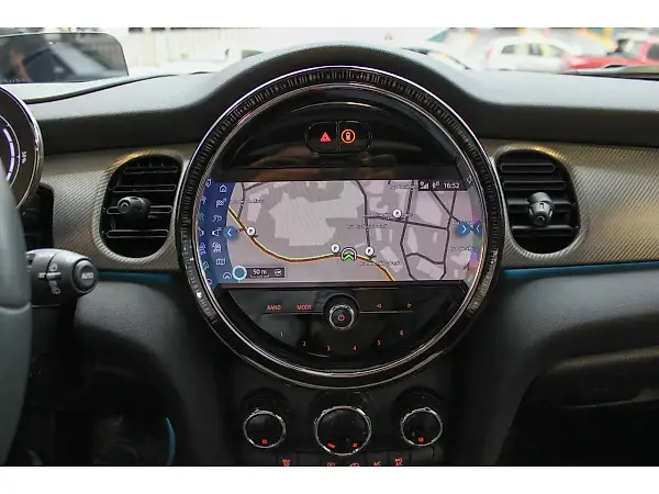 Mini Cooper SE - Imagem 11