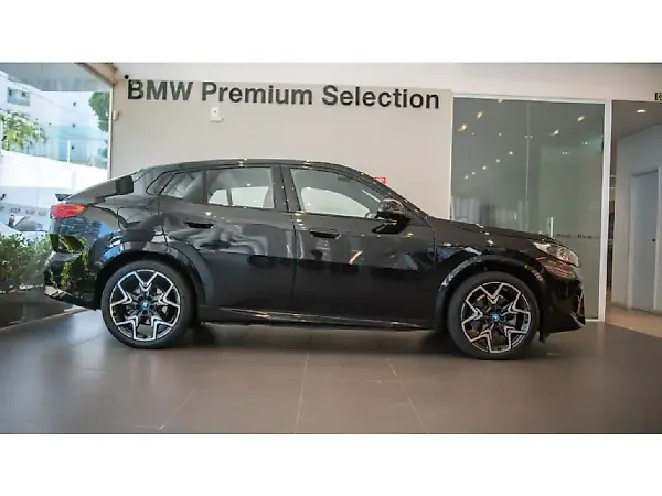 BMW IX2 - Imagem 3