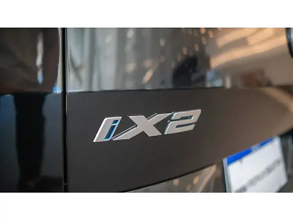 BMW IX2 - Imagem 14