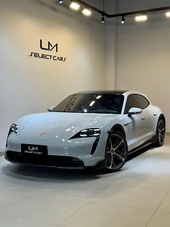 Porsche Taycan - Imagem 1