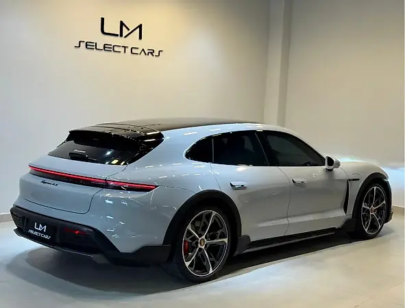 Porsche Taycan - Imagem 5
