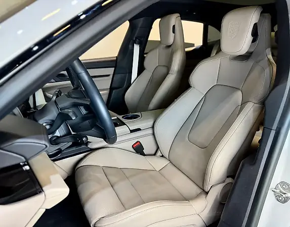 Porsche Taycan - Imagem 10