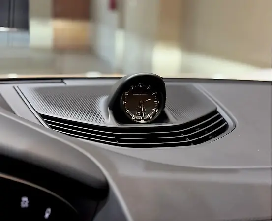 Porsche Taycan - Imagem 19