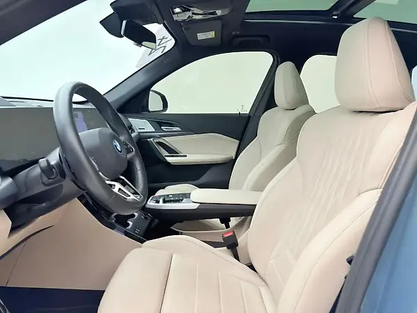 BMW IX1 - Imagem 17